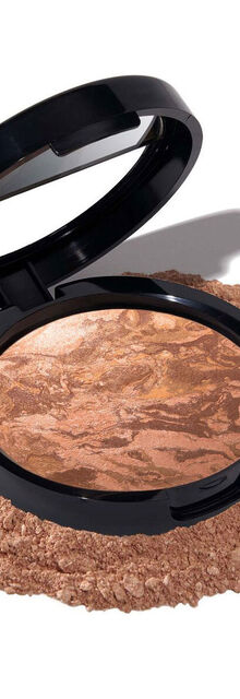 Laura Geller Baked Balance-n-Glow Color Correcting Foundation Laura Geller Baked Balance-n-Glow Color Correcting Foundation